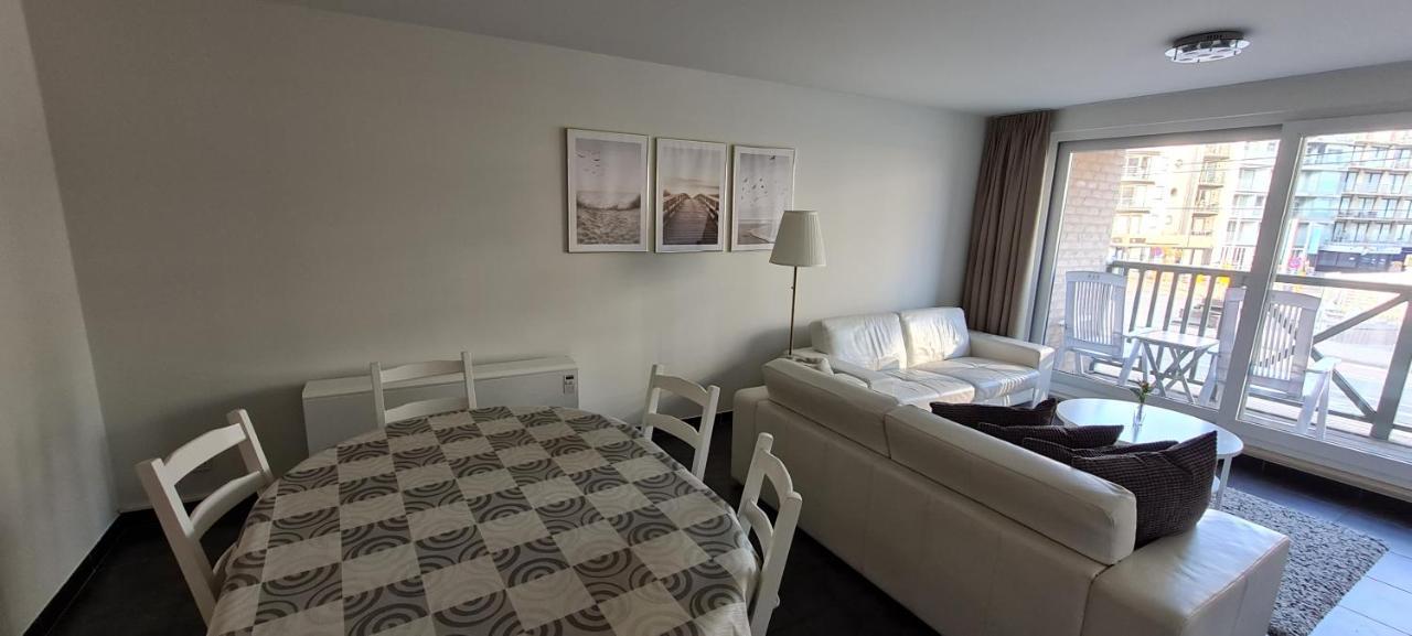 Appartamento Plaza Magdalena Koksijde Esterno foto